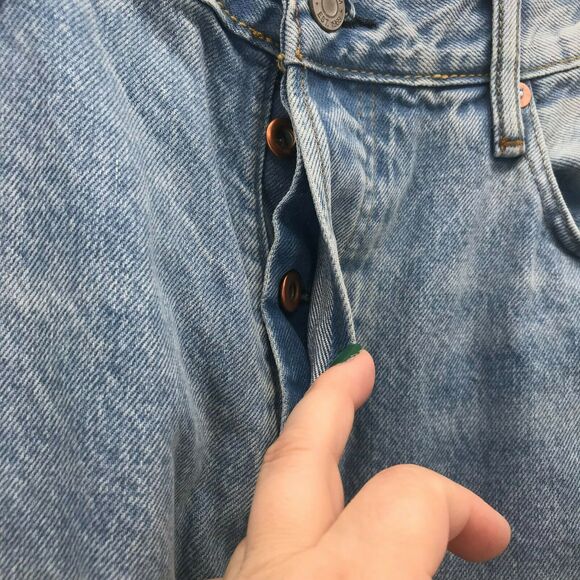 GAP Jeans Mens 38*32 Easy Fit Button Fly Tapered Leg Stone Wash Cotton AS IS - Picture 4 of 12